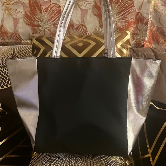 Lancome Black and Silver Totes Modern Design - Picture 2 of 4